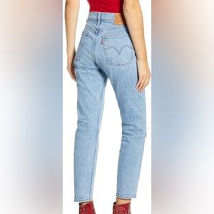 Levi's Light Blue High-Rise Cropped Jeans